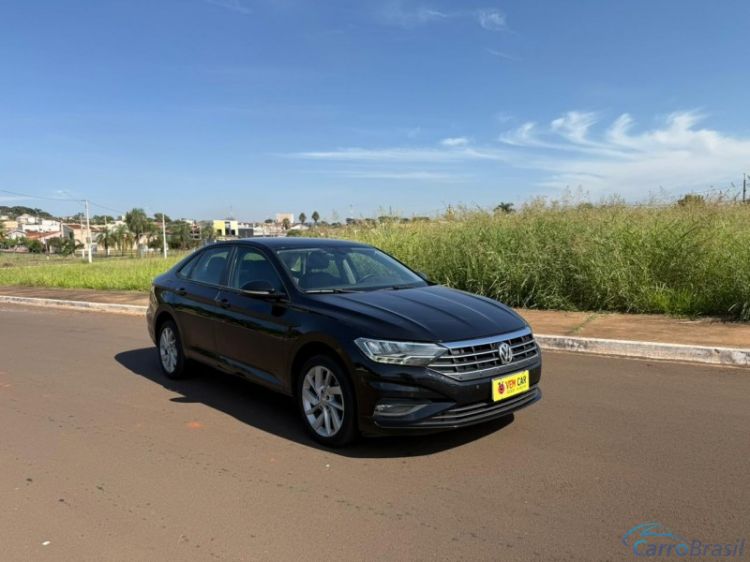 Vem Car Veículos | Jetta COMFORTLINE 250 TSI FLEX COMPLETO 18/18 - foto 3