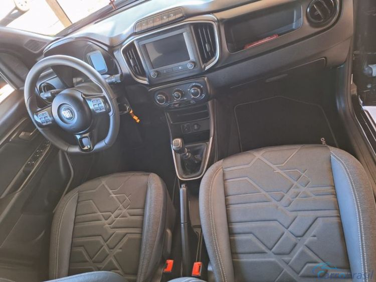 Alexandre Automoveis | Strada Volcano 1.3 CD 4P. 21/21 - foto 3