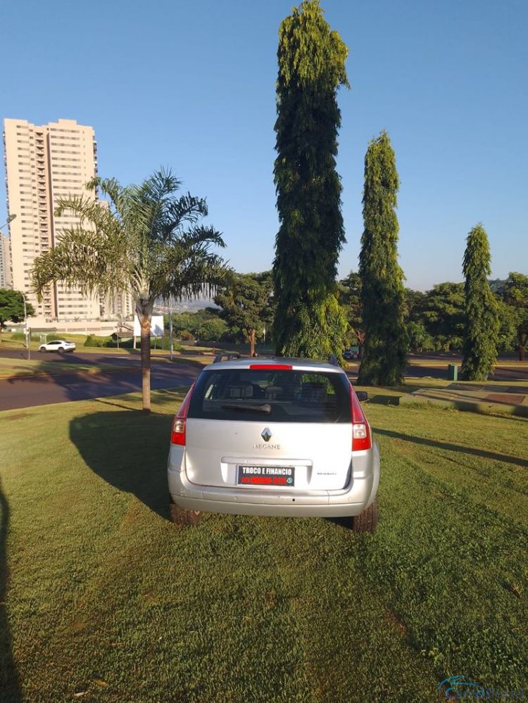 A&T Veículos RP | Mégane Grand Tour GT Dynam 4P. 12/13 - foto 6