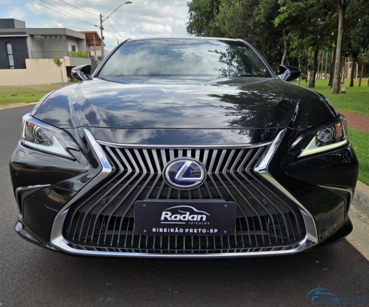 Radan Veiculos | ES 300 Lexus Es300h 2.5 16v Aut. (hybrid) 18/18 - foto 2