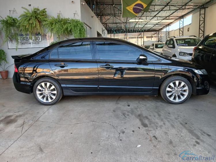 Gabaldo Veículos | Civic LXL 4P. 11/11 - foto 7