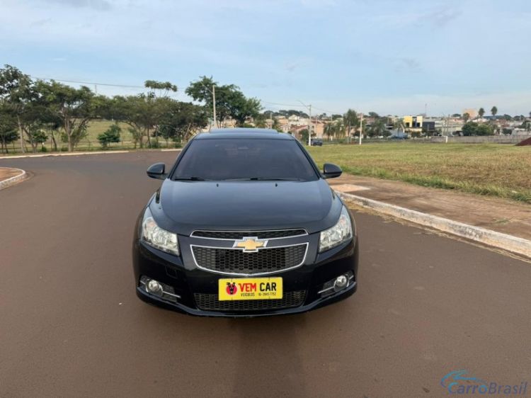 Vem Car Veículos | Cruze HATCH LTZ COM TETO 14/14 - foto 2