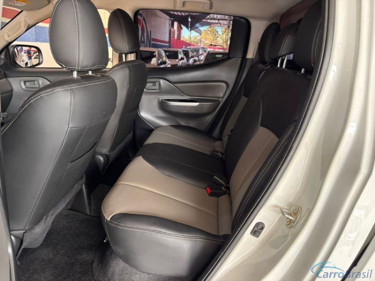 Renan Veículos | L-200 Triton Sport GLS 2.4 CD 4X4 Turbo Aut. 4P. 23/24 - foto 5