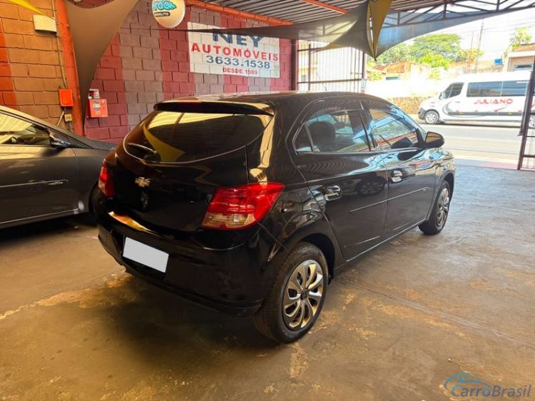 Ney Automóveis | Onix 1.0 LT 4P. 14/14 - foto 6