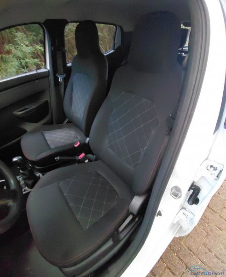 Veicar Multimarcas | Kwid ZEN 1.0 Flex Manual 26/26 - foto 3