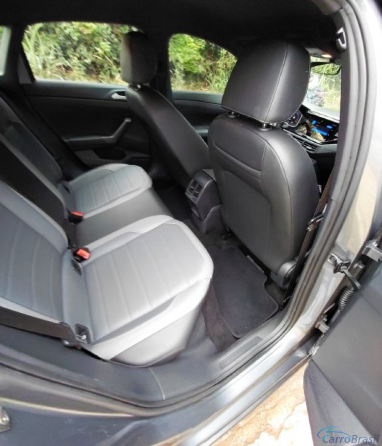 Veicar Multimarcas | Nivus HIGHLINE 1.0 FLEX TSI 200 AUTOMATICO 22/22 - foto 9