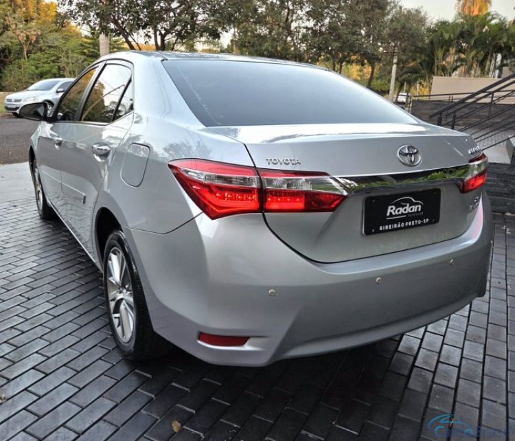 Radan Veiculos | Corolla Toyota Altis 2.0 Flex 16v Aut. 15/15 - foto 5