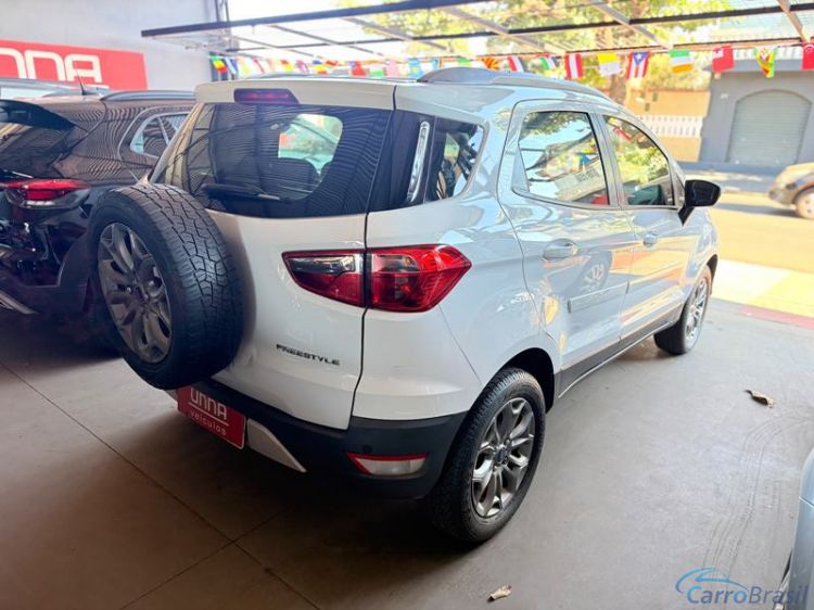 Unna Veículos | EcoSport 1.0 4P. 15/15 - foto 2