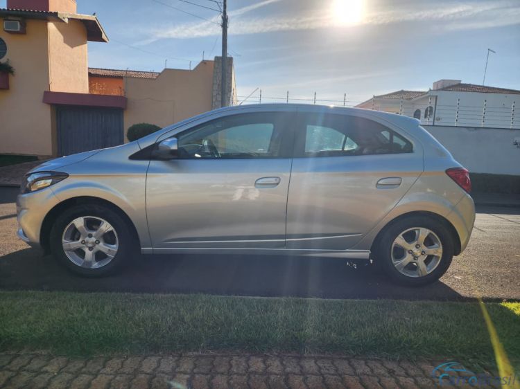Brekar Veículos | Onix LT 19/19 - foto 7