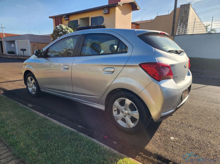 Brekar Veículos | Onix LT 19/19 - foto 10