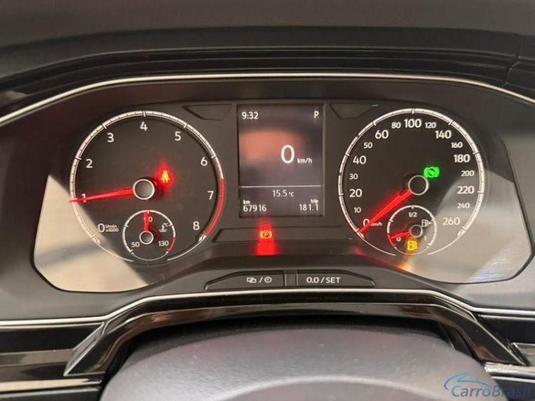 Alexandre Automoveis | Polo Hatch Comfortline 200 TSI Aut. 4P. 18/18 - foto 7