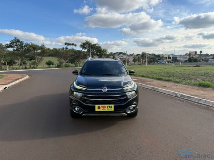 Vem Car Veículos | Toro VOLCANO DIESEL 4X4 AUTOMATICO 18/18 - foto 2