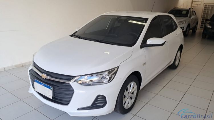 Triauto Veículos | Onix Onix Hatch 1.0 12V Flex Mecânico 21/22 - foto 2