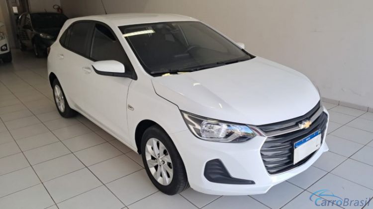 Triauto Veículos | Onix Onix Hatch 1.0 12V Flex Mecânico 21/22 - foto 3