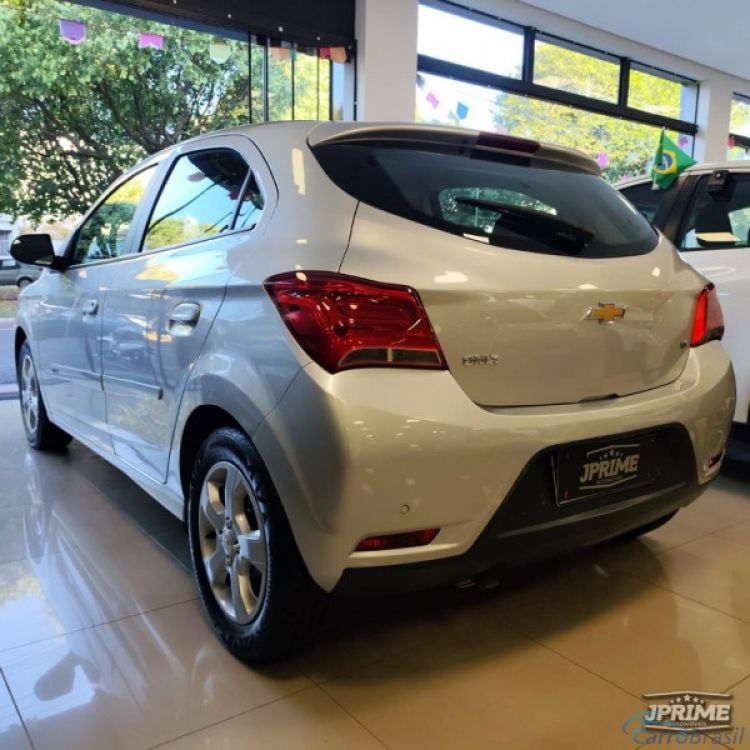 J Prime Automóveis | Onix 1.4 LT 18/19 - foto 4