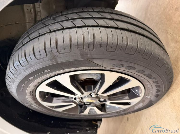 Alexandre Automoveis | Onix LTZ 1.4 4P. 15/15 - foto 9