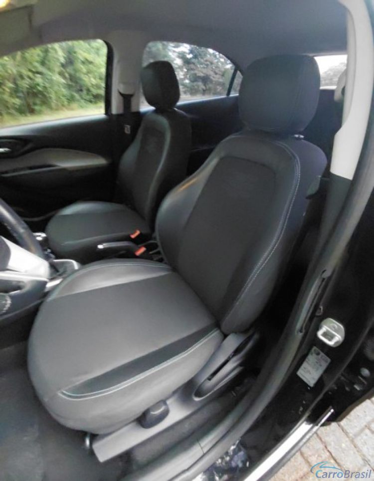 Veicar Multimarcas | Onix LT 1.4 FLEX MECANICO COMPLETO 19/19 - foto 5