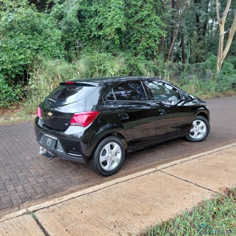 Veicar Multimarcas | Onix LT 1.4 FLEX MECANICO COMPLETO 19/19 - foto 8