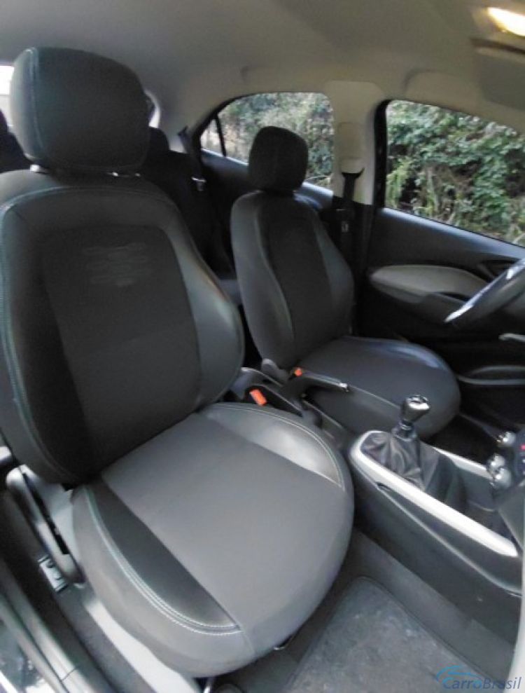 Veicar Multimarcas | Onix LT 1.4 FLEX MECANICO COMPLETO 19/19 - foto 9