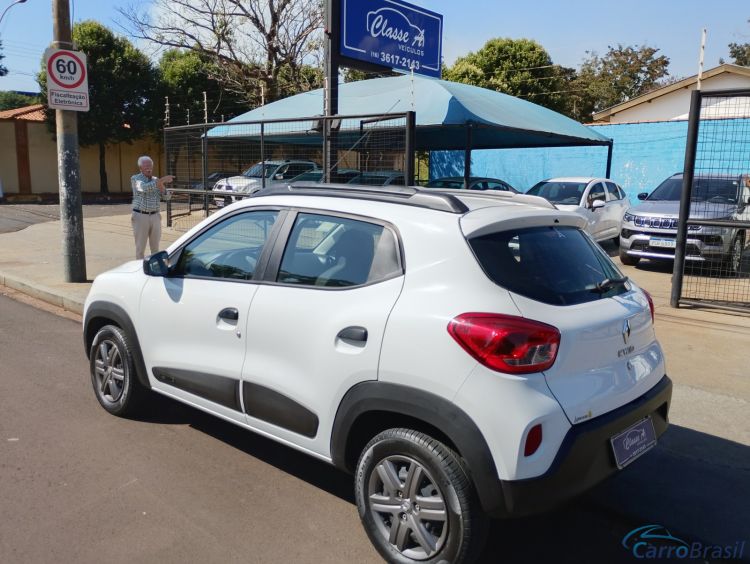 Classe A Veículos | Kwid Zen 2 24/24 - foto 6