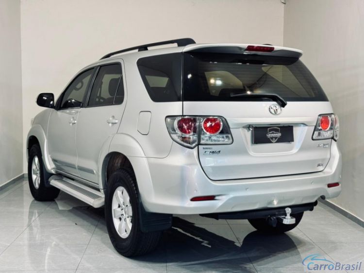 Edgiro Veículos | Hilux SW4 SR 2.7 12/12 - foto 5