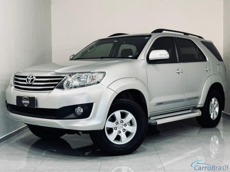 Edgiro Veículos | Hilux SW4 SR 2.7 12/12 - foto 4