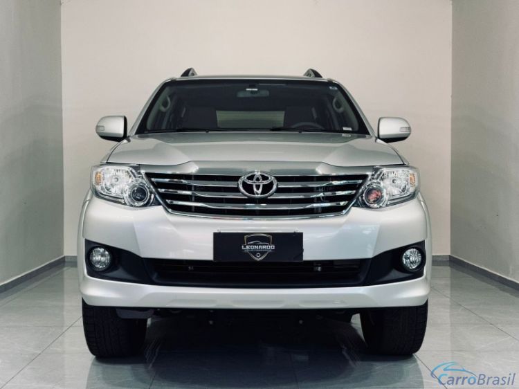 Edgiro Veículos | Hilux SW4 SR 2.7 12/12 - foto 3