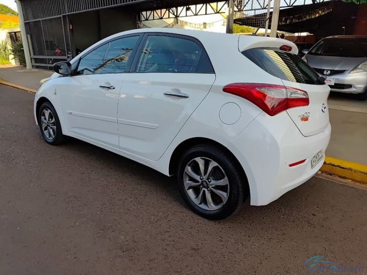 Tonin Automóveis | HB 20 Confort 1.6 4P. 14/15 - foto 2
