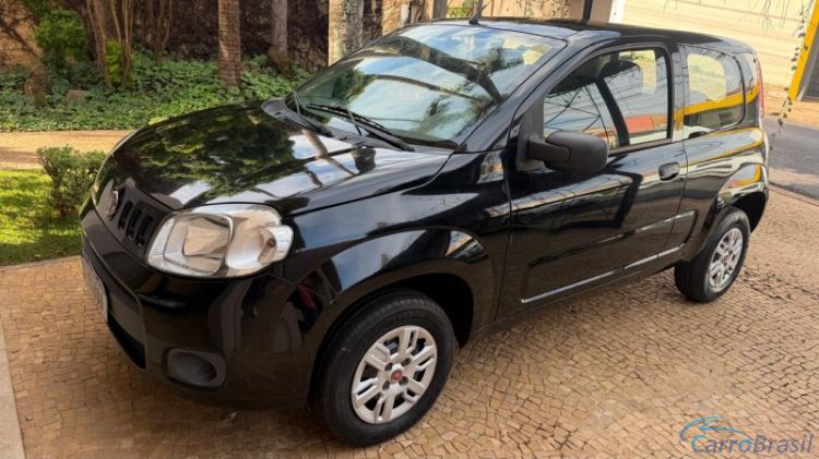 Triauto Veículos | Uno UNO VIVACE 1.0 Flex Básico 14/15 - foto 3