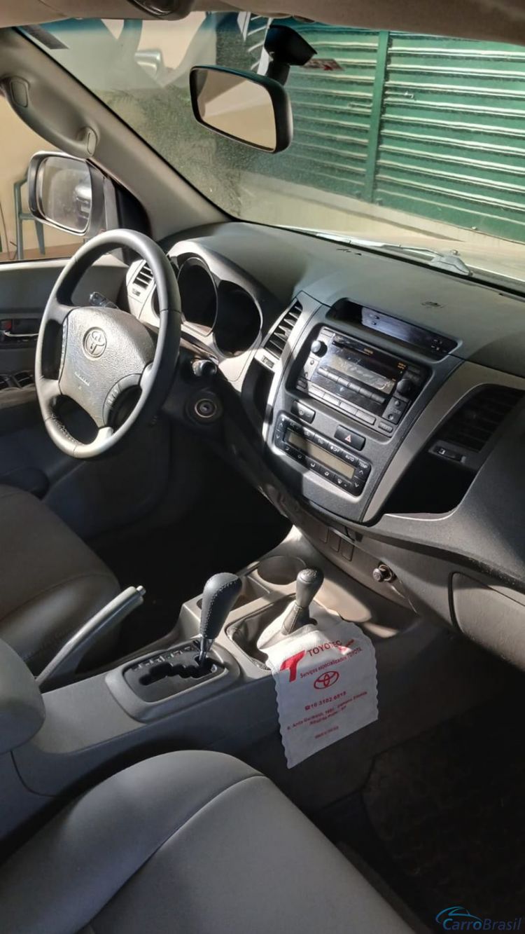 Victor Veículos | Hilux 2.8 CD SRV 4X4 Aut. 4P. 10/10 - foto 3