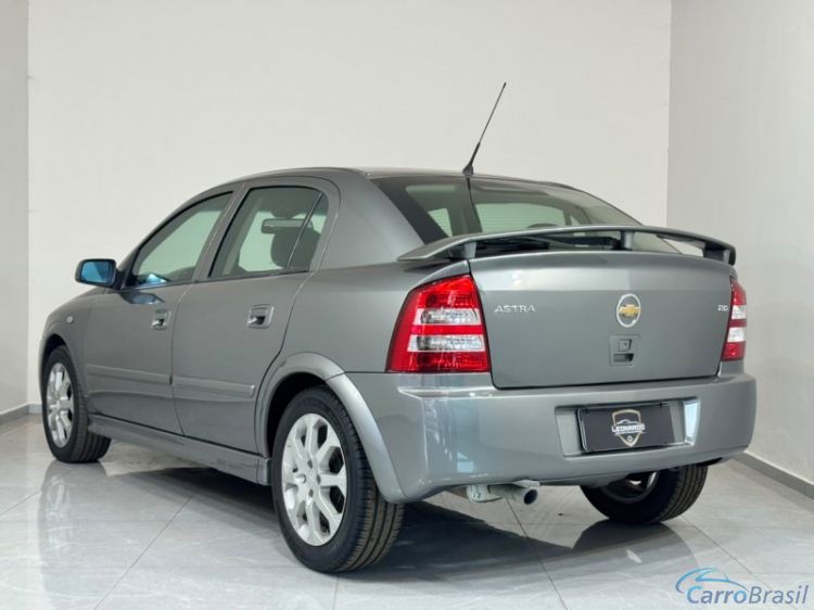 Edgiro Veículos | Astra Hatch Advantage 2.0 11/11 - foto 5