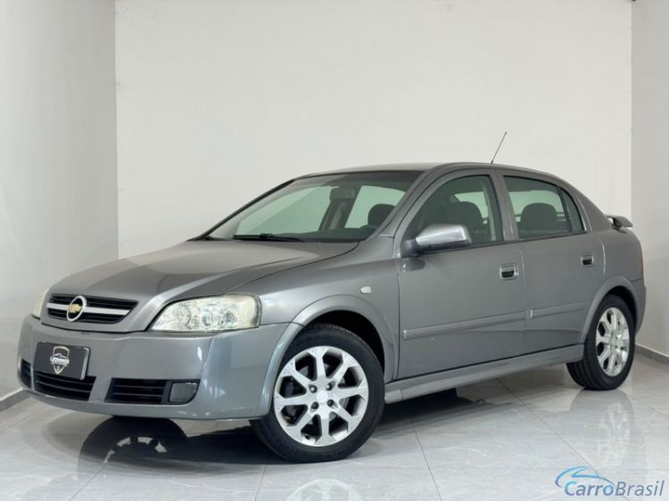 Edgiro Veículos | Astra Hatch Advantage 2.0 11/11 - foto 4