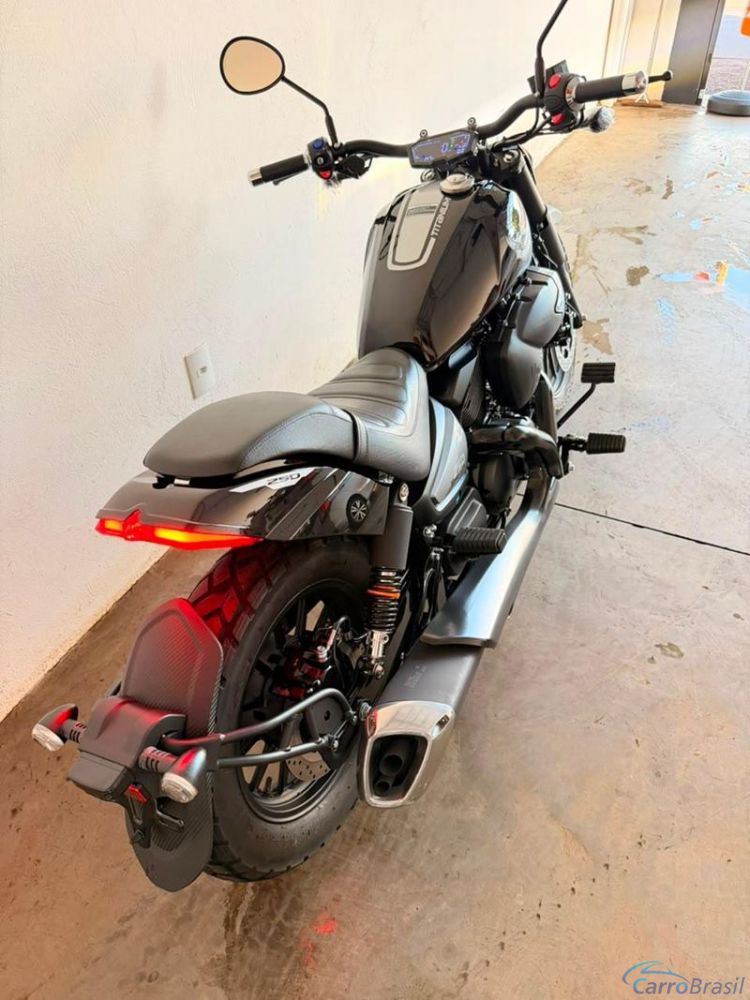 Alexandre Automoveis | Titanium 250cc 26/26 - foto 8