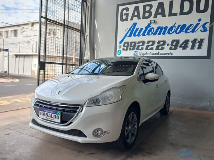 Gabaldo Veículos | 208 Griffe 1.6 Aut. 4P. 15/15 - foto 1