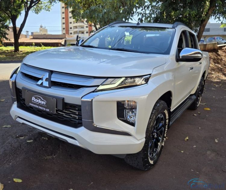 Radan Veiculos | L-200 Mitsubishi Triton Sport Hpe 2.4 Cd Diesel Aut. 23/23 - foto 3