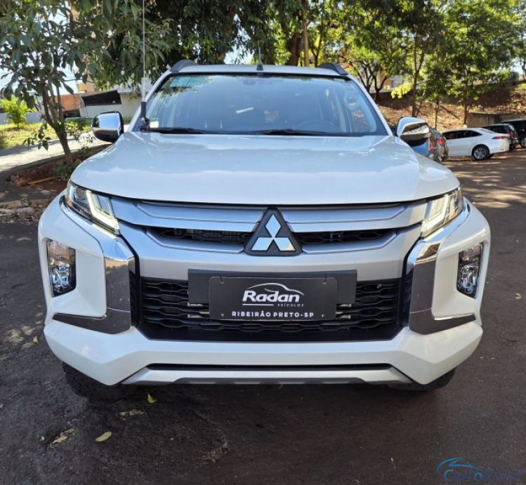 Radan Veiculos | L-200 Mitsubishi Triton Sport Hpe 2.4 Cd Diesel Aut. 23/23 - foto 2