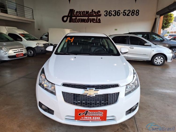 Alexandre Automoveis | Cruze Sedan LT 1.8 Aut. 4P. 14/14 - foto 4