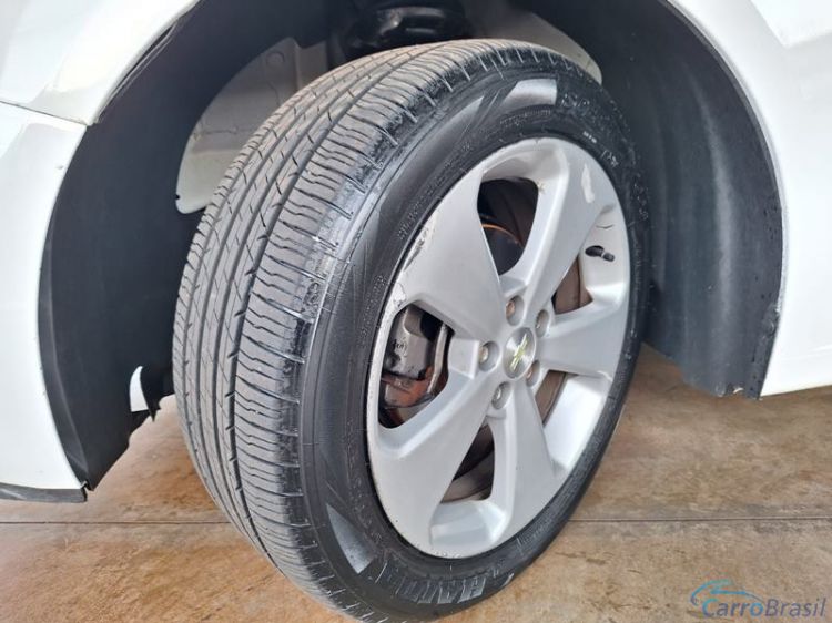 Alexandre Automoveis | Cruze Sedan LT 1.8 Aut. 4P. 14/14 - foto 8