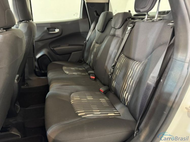 Edgiro Veículos | Toro Freedom 1.8 18/18 - foto 9