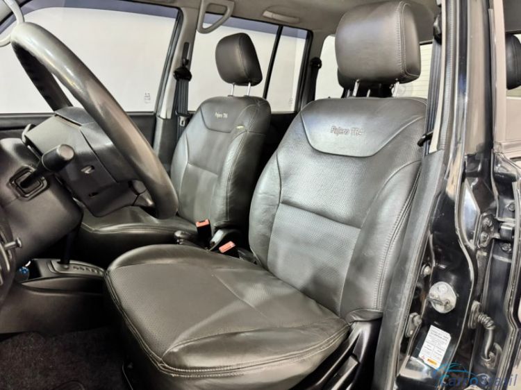 Edgiro Veículos | Pajero TR4 2.0 4x4 10/10 - foto 8