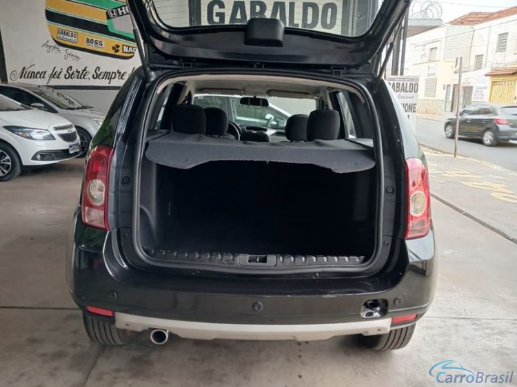 Gabaldo Veículos | Duster 2.0 Aut. 4P. 13/13 - foto 10