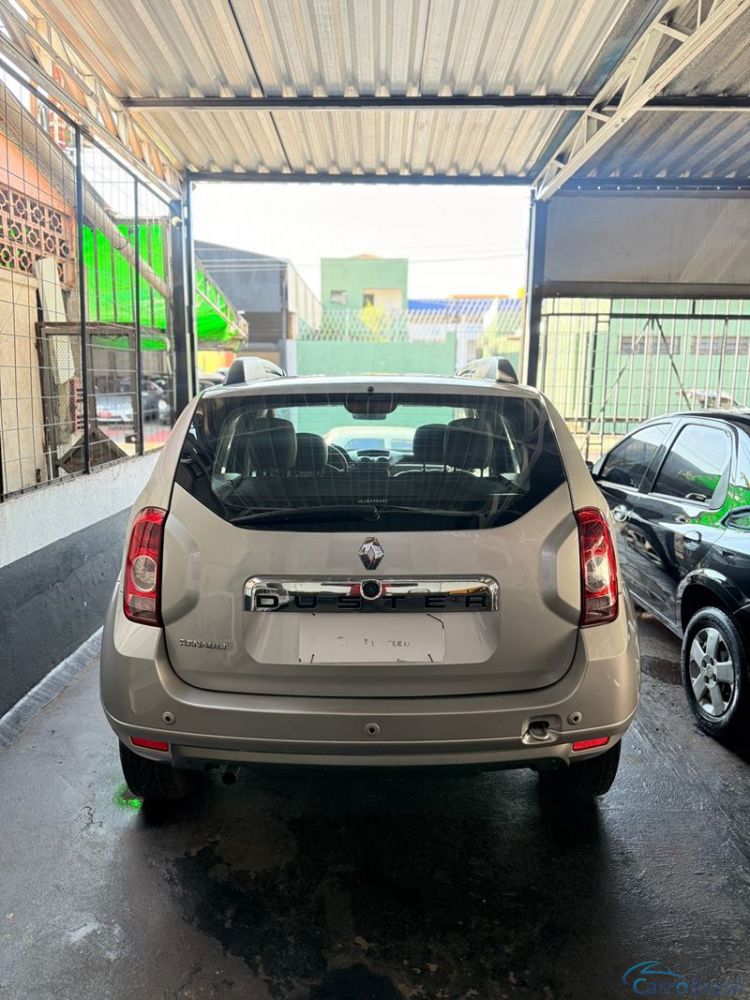 M.C Veiculos | Duster 1.6 Dynamique 4P. 12/13 - foto 6
