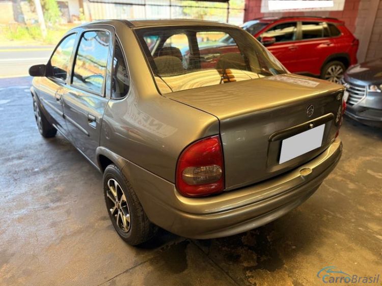 Ney Automóveis | Corsa Sedan 1.0 4P. 04/05 - foto 2