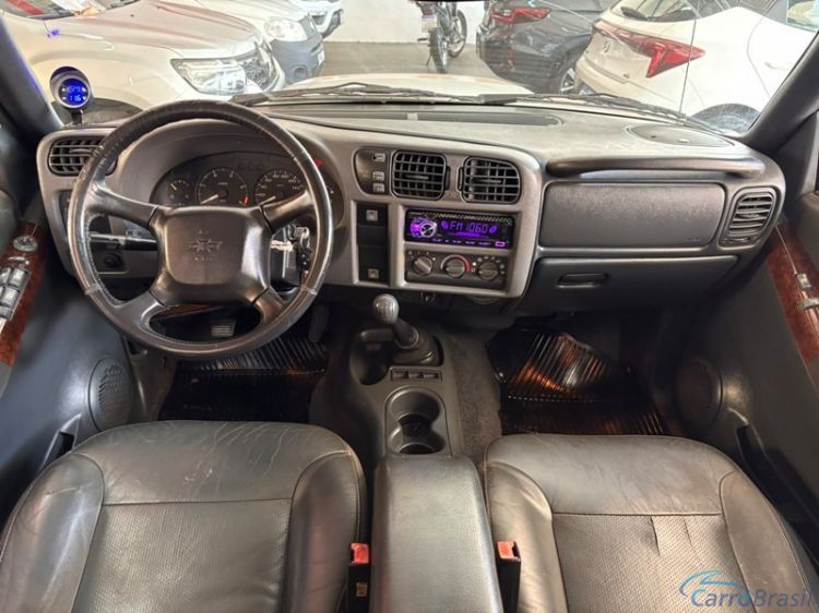 Renan Veículos | S-10 De Luxe 4x4 2.8 Turbo 4P. 00/01 - foto 3