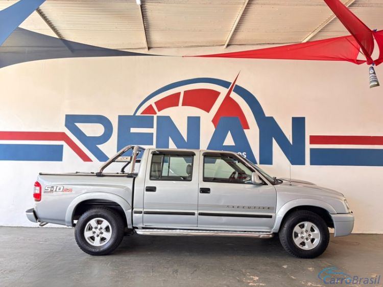 Renan Veículos | S-10 De Luxe 4x4 2.8 Turbo 4P. 00/01 - foto 7