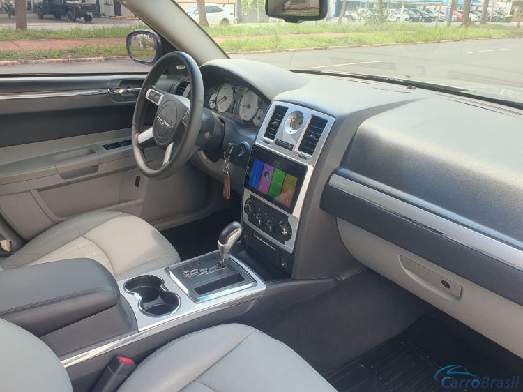 Classe A Veículos | 300 C 5.7 HAMI V8 06/06 - foto 9