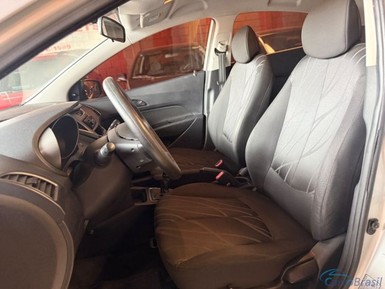 Ney Automóveis | HB 20 Comfort 1.0 4P. 14/14 - foto 8