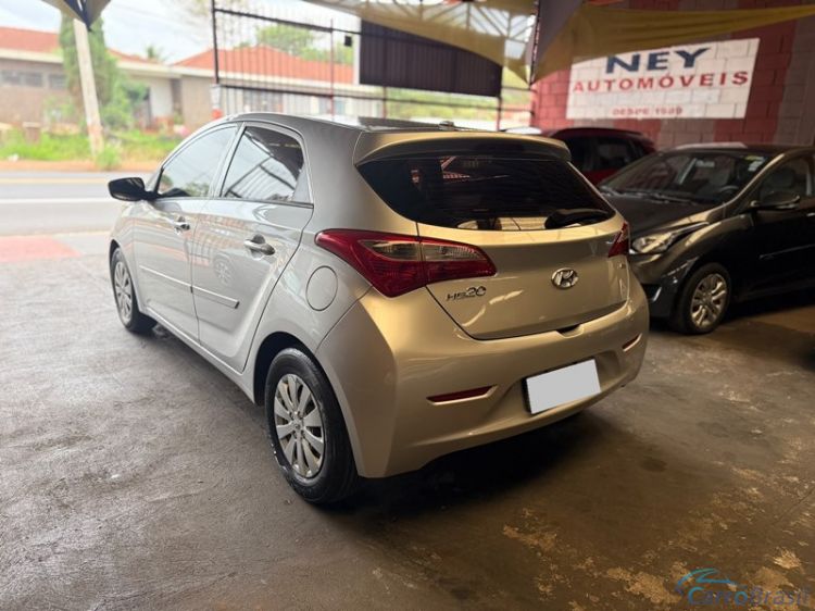 Ney Automóveis | HB 20 Comfort 1.0 4P. 14/14 - foto 2