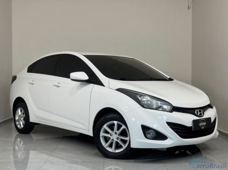 Edgiro Veículos | HB 20 Sedan Comfort Plus 1.6 14/14 - foto 2