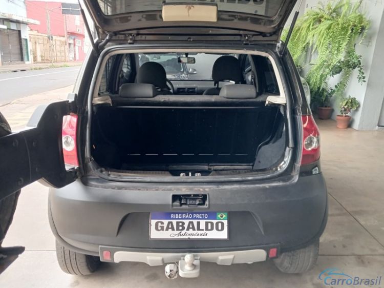 Gabaldo Veículos | CrossFox 1.6 4P. 08/08 - foto 10